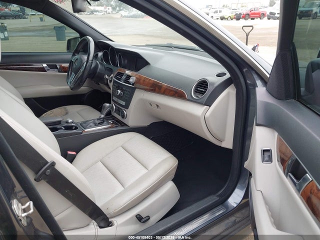 WDDGF4HB5EA932986 Mercedes-Benz C 250 Sport