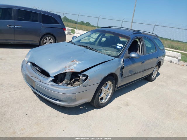 45108411 :رقم المزاد ، 1FAFP58S6YA205939 vin ، 2000 Ford Taurus Se مزاد بيع