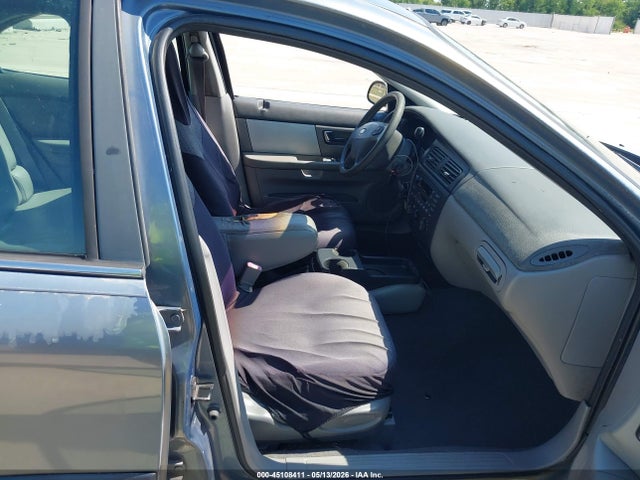 45108411 :رقم المزاد ، 1FAFP58S6YA205939 vin ، 2000 Ford Taurus Se مزاد بيع