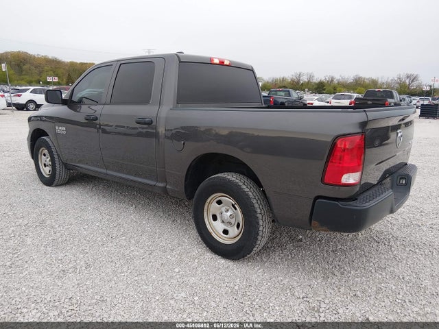2018 Ram 1500 Tradesman  4x4 5'7 Box მანქანა იყიდება აუქციონზე, vin: 1C6RR7KG2JS106186, აუქციონის ნომერი: 45108412