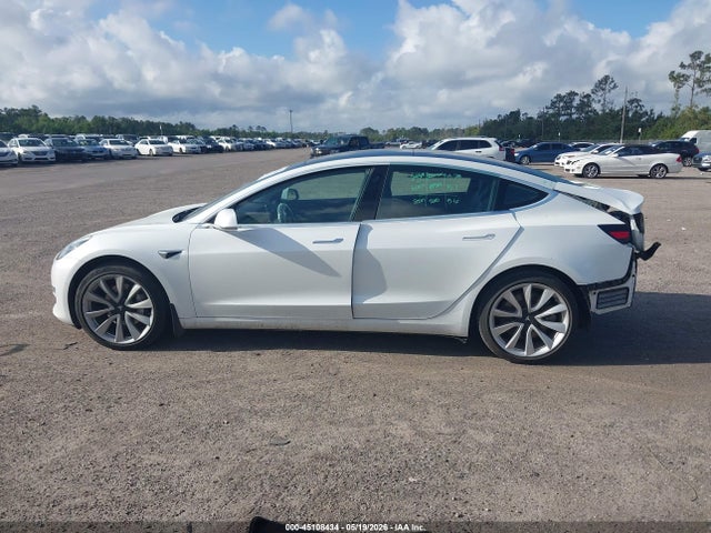 Продаж на аукціоні авто 2019 Tesla Model 3 Long Range/performance, vin: 5YJ3E1EB2KF406669, номер лоту: 45108434