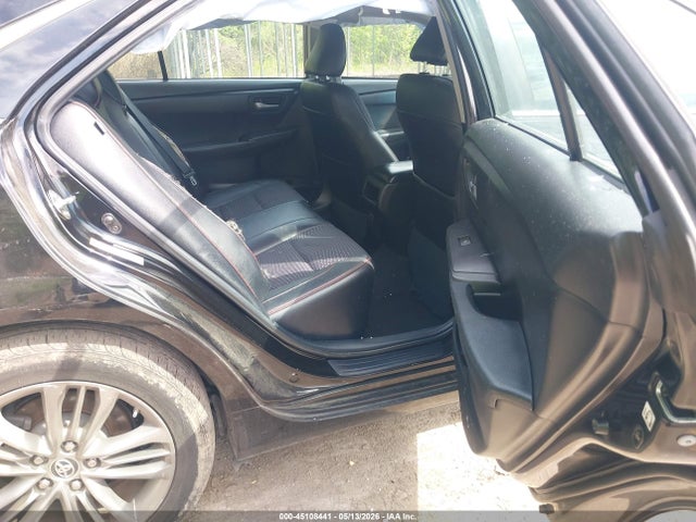 45108441 :رقم المزاد ، 4T1BF1FK1FU902594 vin ، 2015 Toyota Camry Se مزاد بيع