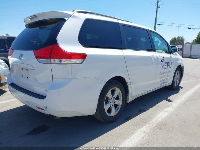 Aukcja sprzedaży 2013 Toyota Sienna Le V6 8 Passenger, vin: 5TDKK3DC2DS350774, numer aukcji: 45108458