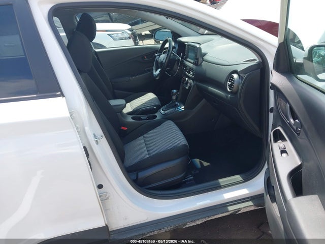 45108469 :رقم المزاد ، KM8K2CAA7MU754602 vin ، 2021 Hyundai Kona Sel مزاد بيع