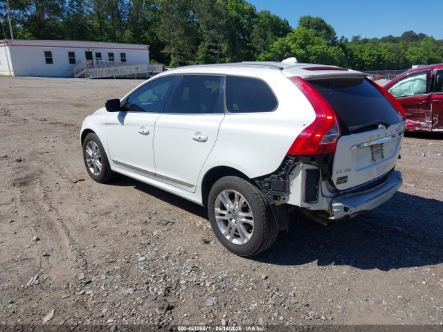 45108471 :رقم المزاد ، YV440MDC6F2607043 vin ، 2015 Volvo Xc60 T5 Premier Plus مزاد بيع