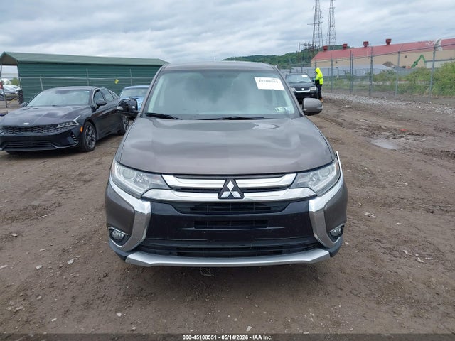Продажа на аукционе авто 2016 Mitsubishi Outlander Se, vin: JA4AZ3A34GZ043115, номер лота: 45108551