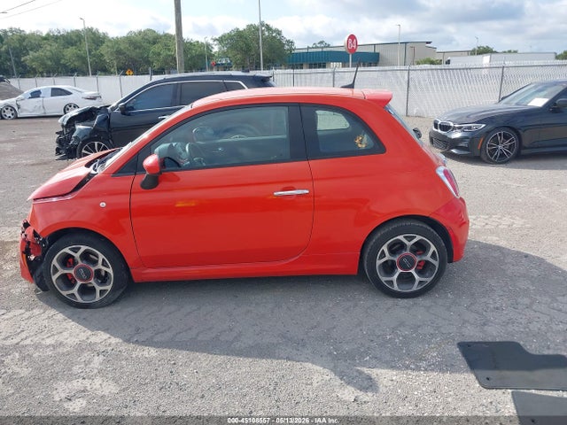 2016 Fiat 500 Sport მანქანა იყიდება აუქციონზე, vin: 3C3CFFBR2GT201815, აუქციონის ნომერი: 45108557