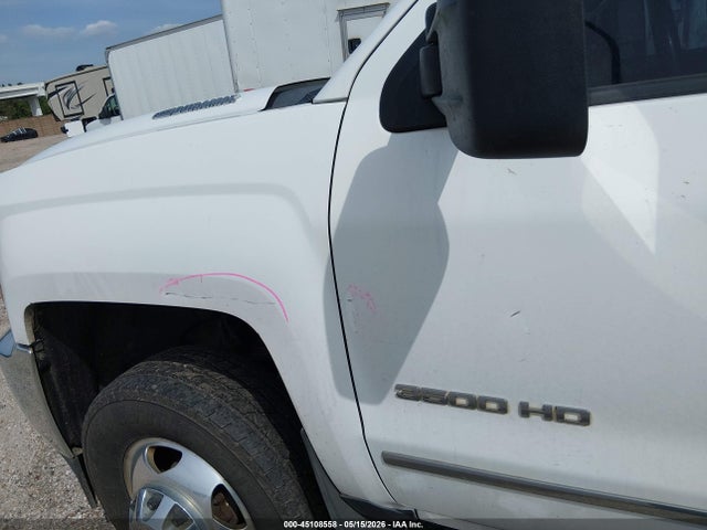 Продажа на аукционе авто 2015 Chevrolet Silverado 3500hd Ltz, vin: 1GC4K0E84FF111912, номер лота: 45108558