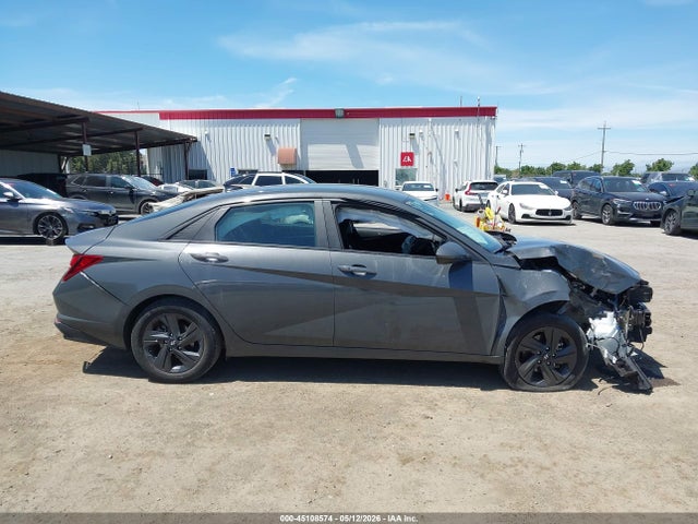 2023 Hyundai Elantra Sel მანქანა იყიდება აუქციონზე, vin: KMHLM4AG6PU595181, აუქციონის ნომერი: 45108574