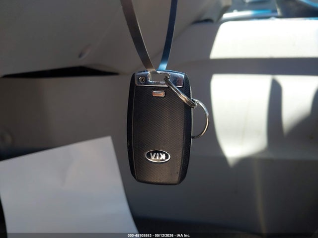 Продажа на аукционе авто 2017 Kia Sedona Lx, vin: KNDMB5C1XH6254790, номер лота: 45108583