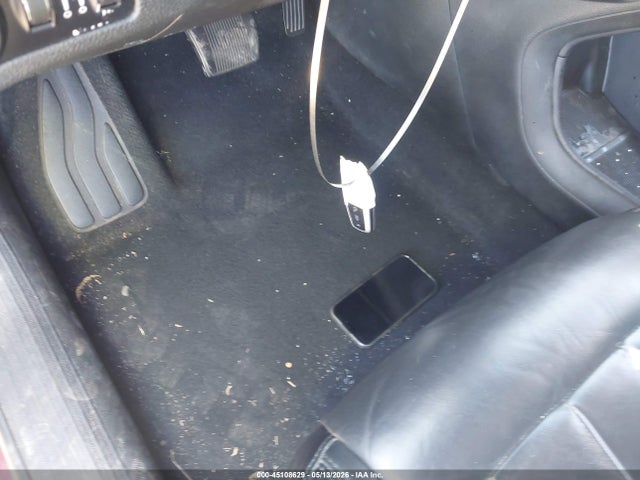 45108629 :رقم المزاد ، 1C3CCCCB8FN662797 vin ، 2015 Chrysler 200 C مزاد بيع