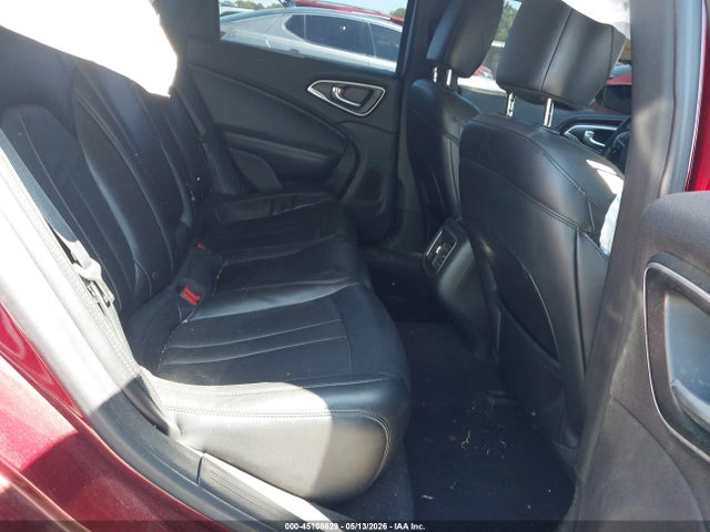 45108629 :رقم المزاد ، 1C3CCCCB8FN662797 vin ، 2015 Chrysler 200 C مزاد بيع