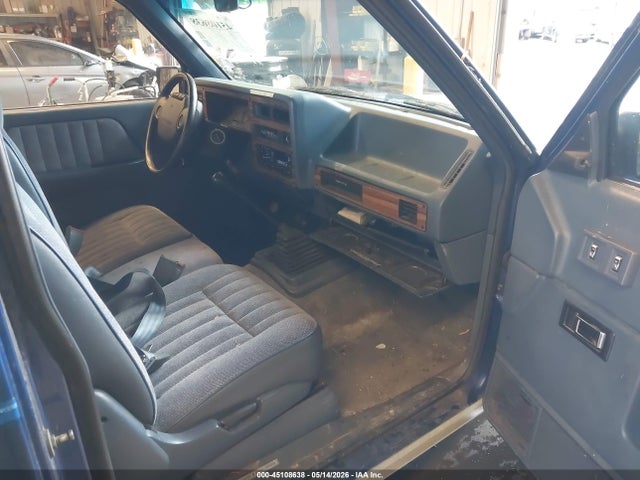 Продажа на аукционе авто 1994 Dodge Dakota, vin: 1B7GG23YXRS665268, номер лота: 45108638
