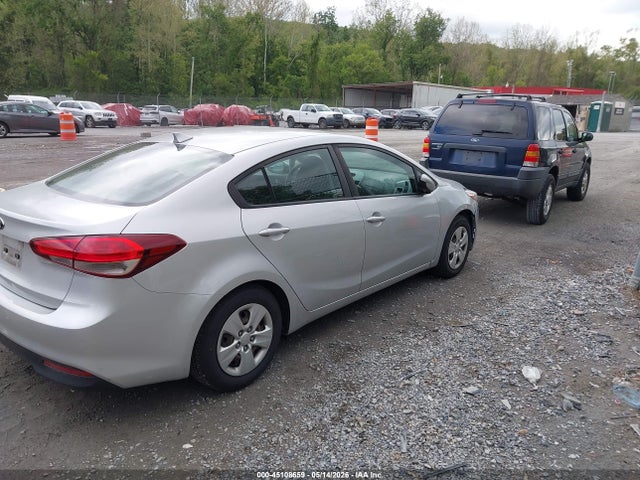 Продажа на аукционе авто 2018 Kia Forte Lx, vin: 3KPFK4A7XJE236459, номер лота: 45108659