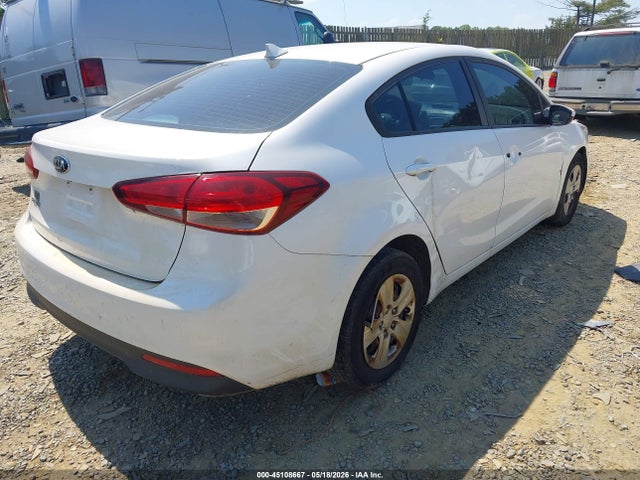 Продажа на аукционе авто 2017 Kia Forte Lx, vin: 3KPFL4A78HE042651, номер лота: 45108667