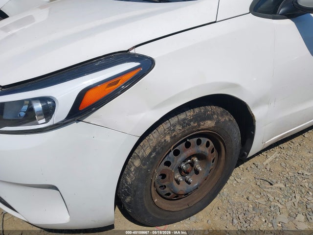 Продажа на аукционе авто 2017 Kia Forte Lx, vin: 3KPFL4A78HE042651, номер лота: 45108667