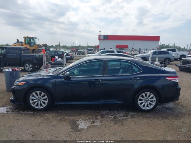 Aukcja sprzedaży 2018 Toyota Camry Le, vin: 4T1B11HK6JU581351, numer aukcji: 45108690