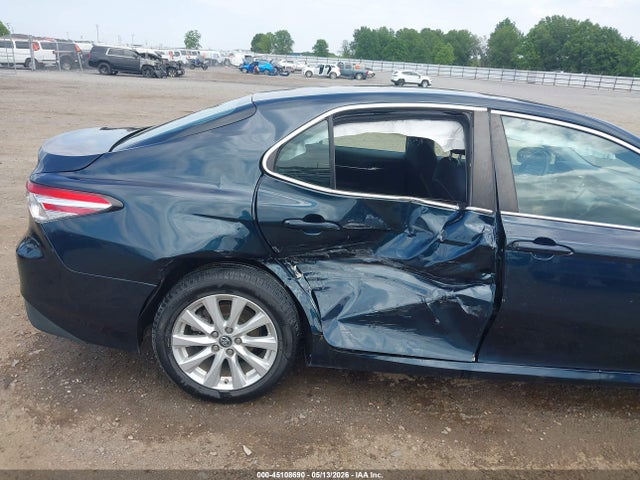Aukcja sprzedaży 2018 Toyota Camry Le, vin: 4T1B11HK6JU581351, numer aukcji: 45108690