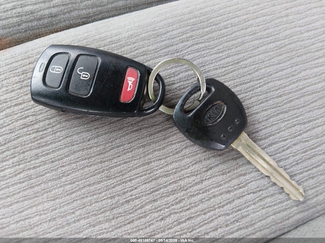 45108747 :رقم المزاد ، KNDMG4C77E6580249 vin ، 2014 Kia Sedona Lx مزاد بيع