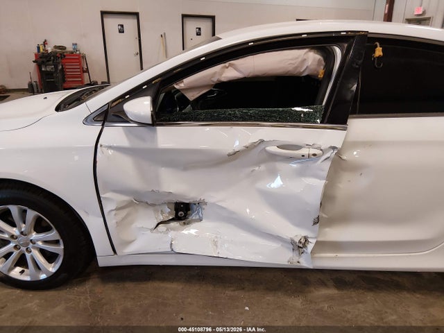 Продаж на аукціоні авто 2015 Chrysler 200 Limited, vin: 1C3CCCAB9FN741155, номер лоту: 45108796
