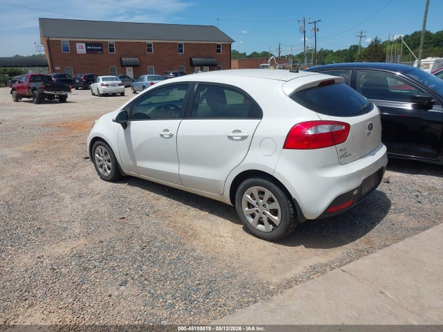 45108819 :رقم المزاد ، KNADM5A3XE6354797 vin ، 2014 Kia Rio Lx مزاد بيع