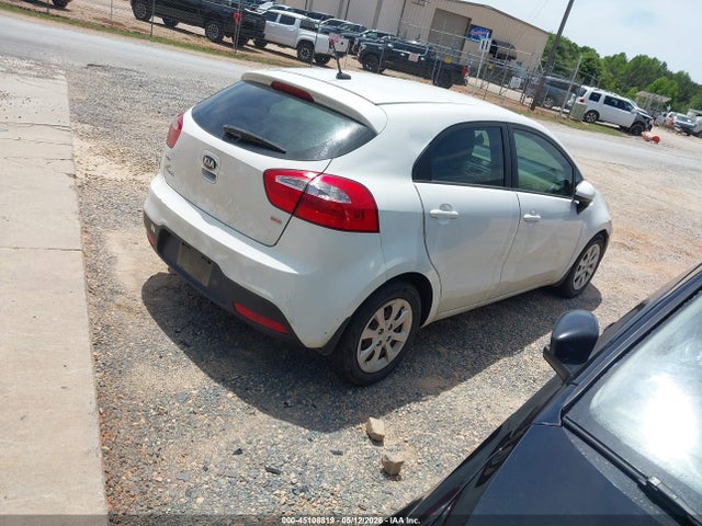 45108819 :رقم المزاد ، KNADM5A3XE6354797 vin ، 2014 Kia Rio Lx مزاد بيع