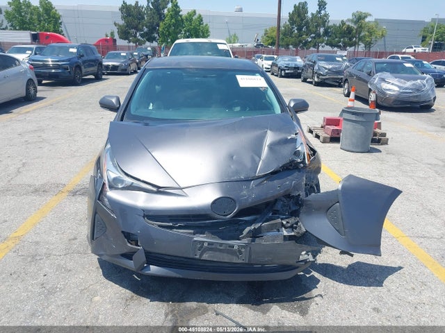 45108824 :رقم المزاد ، JTDKBRFU6G3508273 vin ، 2016 Toyota Prius Two مزاد بيع