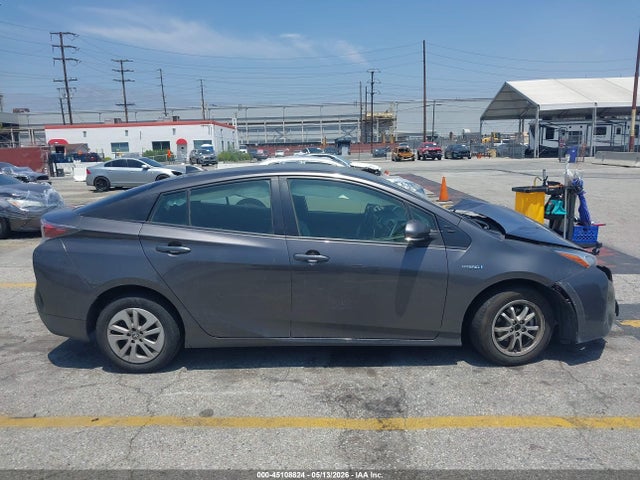 45108824 :رقم المزاد ، JTDKBRFU6G3508273 vin ، 2016 Toyota Prius Two مزاد بيع