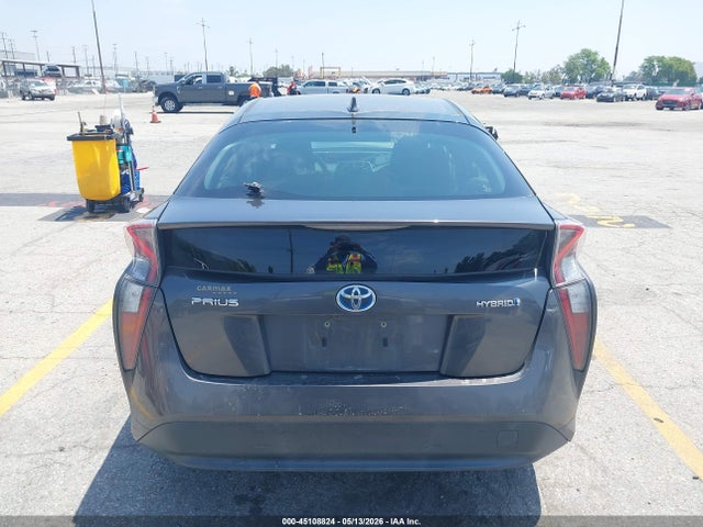 45108824 :رقم المزاد ، JTDKBRFU6G3508273 vin ، 2016 Toyota Prius Two مزاد بيع