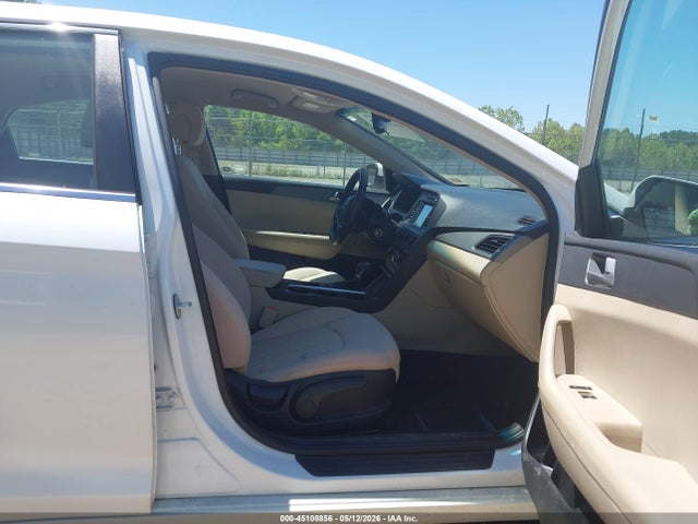 45108856 :رقم المزاد ، 5NPE24AF6HH557519 vin ، 2017 Hyundai Sonata Se مزاد بيع