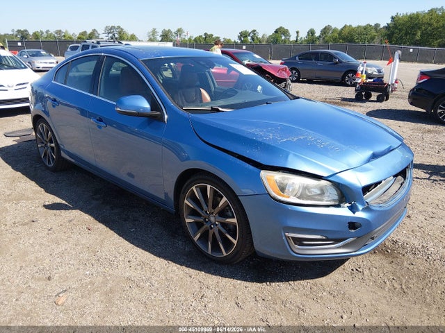 45108869 :رقم المزاد ، YV140MFK7F1347775 vin ، 2015 Volvo S60 T5 Premier مزاد بيع