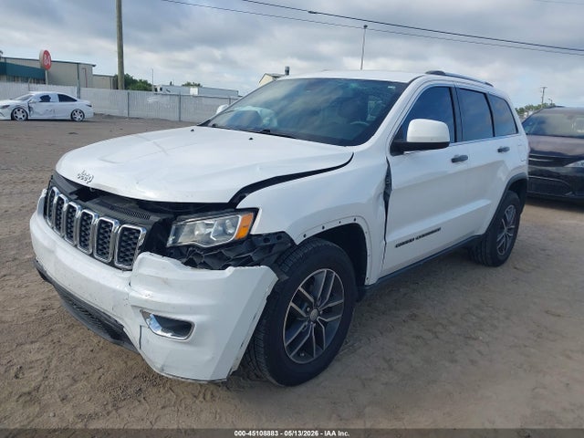 2018 Jeep Grand Cherokee Laredo E 4x2 მანქანა იყიდება აუქციონზე, vin: 1C4RJEAGXJC252948, აუქციონის ნომერი: 45108883