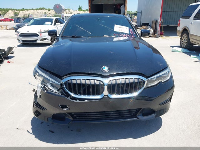 45108912 :رقم المزاد ، 3MW5R7J07M8B81674 vin ، 2021 Bmw 330i Xdrive مزاد بيع