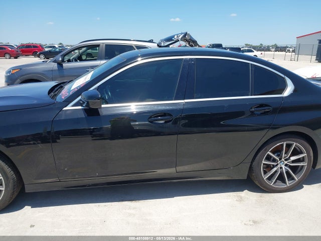 45108912 :رقم المزاد ، 3MW5R7J07M8B81674 vin ، 2021 Bmw 330i Xdrive مزاد بيع