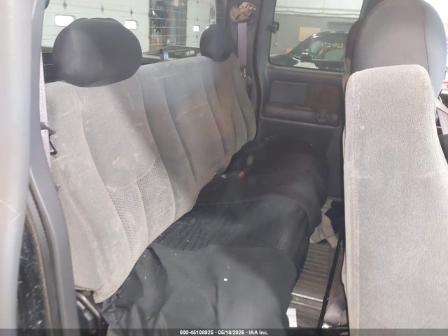 Продажа на аукционе авто 2004 Chevrolet Silverado 2500hd Ls, vin: 1GCHK29U04E202862, номер лота: 45108925