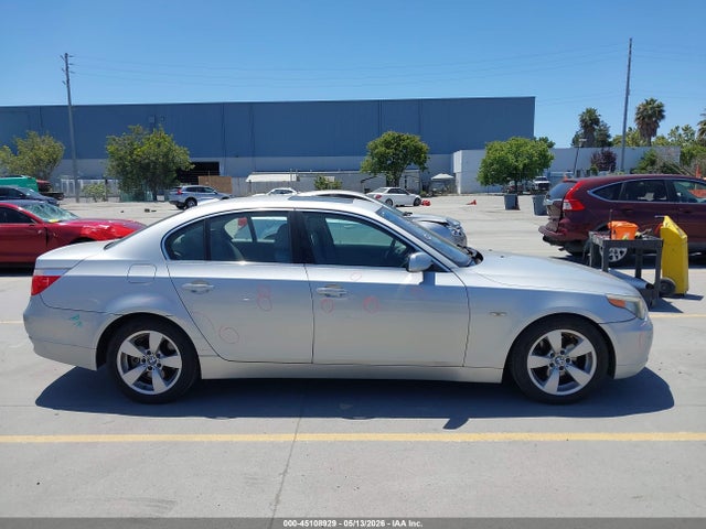 2007 Bmw 525i მანქანა იყიდება აუქციონზე, vin: WBANE53527CY05581, აუქციონის ნომერი: 45108929