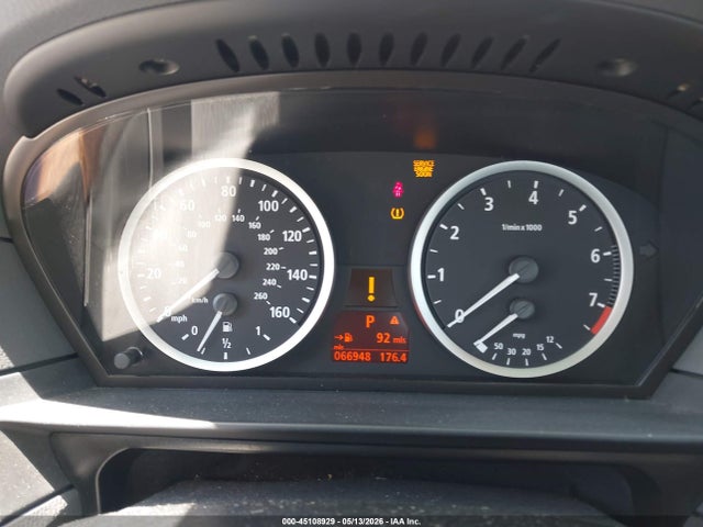 2007 Bmw 525i მანქანა იყიდება აუქციონზე, vin: WBANE53527CY05581, აუქციონის ნომერი: 45108929