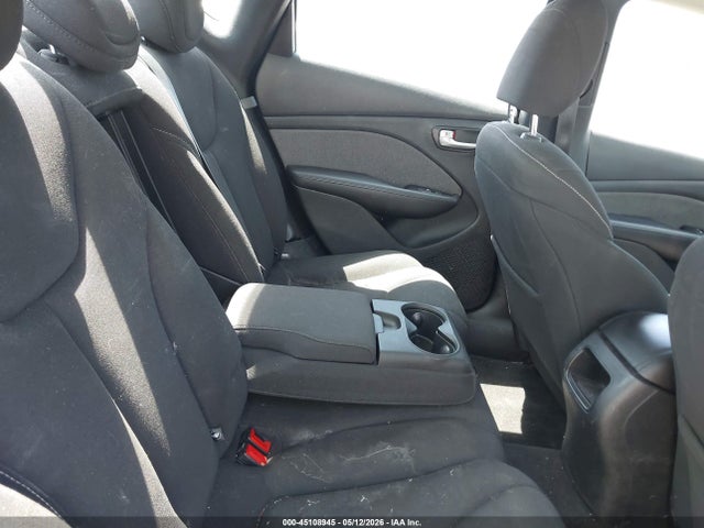 45108945 :رقم المزاد ، 1C3CDFBA2DD185083 vin ، 2013 Dodge Dart Sxt مزاد بيع