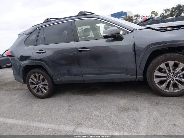 JTMC1RFV4SJ036840 Toyota Rav4 Xle Premium