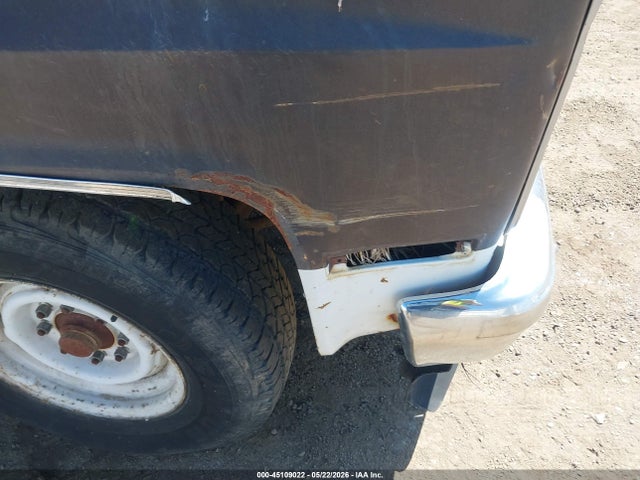 Продажа на аукционе авто 1984 Chevrolet C20, vin: 2GCGC24M3E1232540, номер лота: 45109022