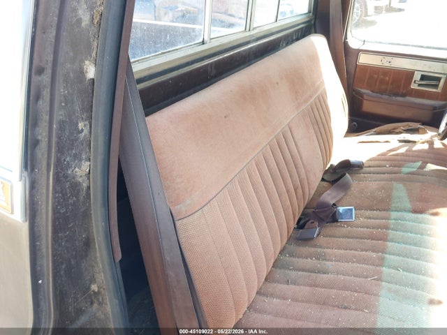 Продажа на аукционе авто 1984 Chevrolet C20, vin: 2GCGC24M3E1232540, номер лота: 45109022