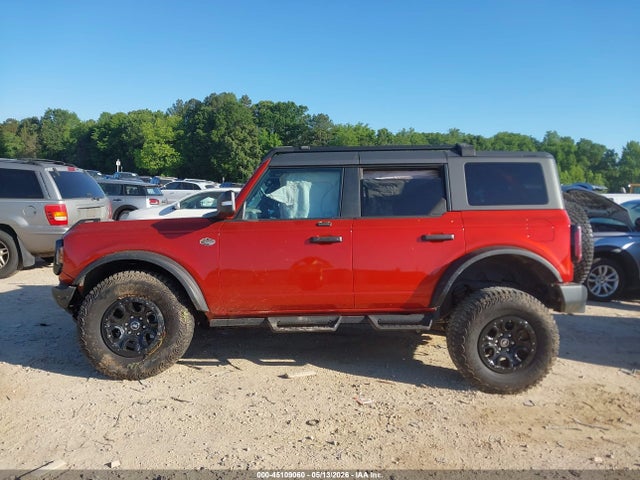 Продажа на аукционе авто 2023 Ford Bronco Wildtrak, vin: 1FMEE5DPXPLB05502, номер лота: 45109060
