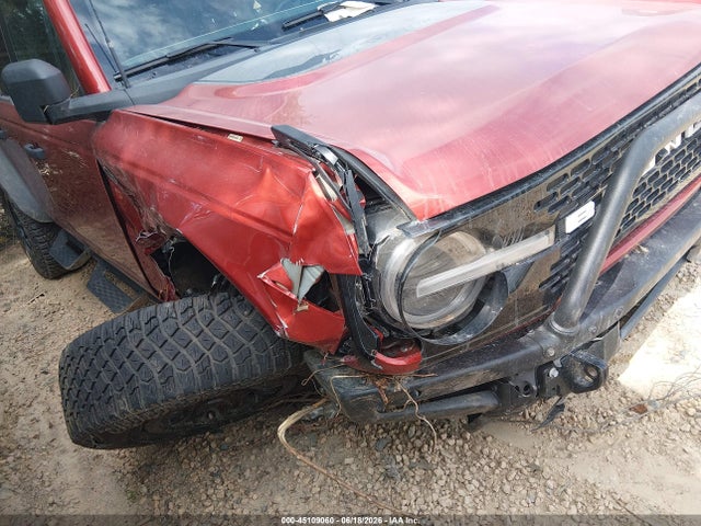 Продажа на аукционе авто 2023 Ford Bronco Wildtrak, vin: 1FMEE5DPXPLB05502, номер лота: 45109060