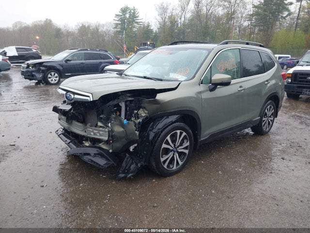 Subaru Forester Limited 2019 JF2SKAUC5KH453730 Image 2