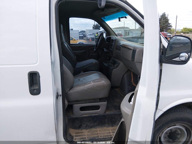 Продаж на аукціоні авто 2000 Gmc Savana Standard, vin: 1GTHG35R1Y1131872, номер лоту: 45109083