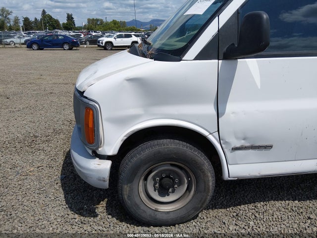 Продаж на аукціоні авто 2000 Gmc Savana Standard, vin: 1GTHG35R1Y1131872, номер лоту: 45109083