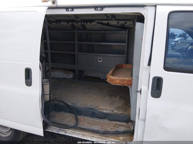 Продаж на аукціоні авто 2000 Gmc Savana Standard, vin: 1GTHG35R1Y1131872, номер лоту: 45109083