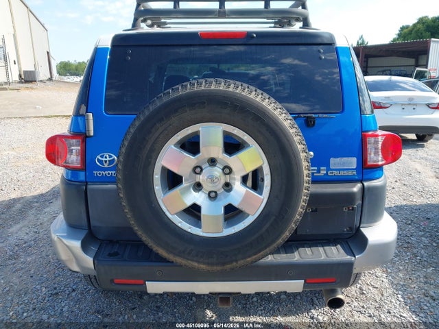 Auction sale of the 2007 Toyota Fj Cruiser, vin: JTEBU11F270079702, lot number: 45109095