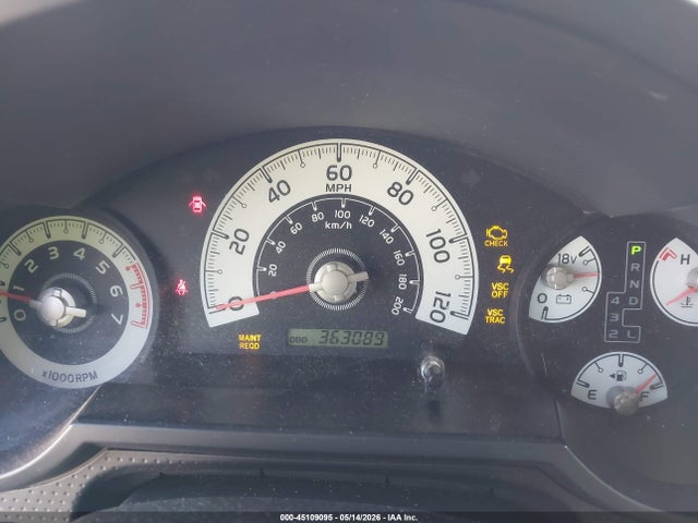Auction sale of the 2007 Toyota Fj Cruiser, vin: JTEBU11F270079702, lot number: 45109095