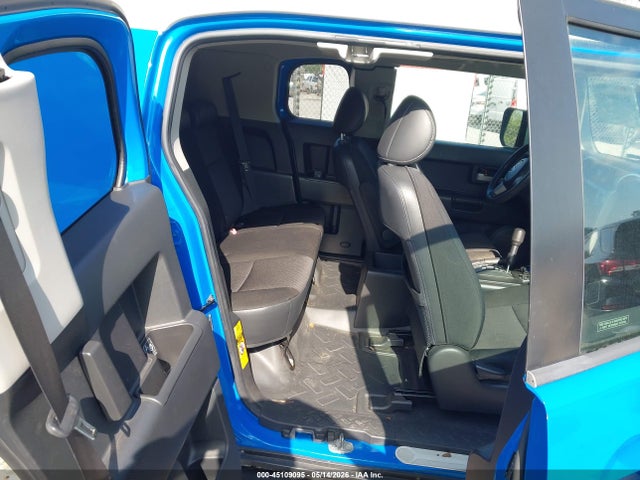 Auction sale of the 2007 Toyota Fj Cruiser, vin: JTEBU11F270079702, lot number: 45109095